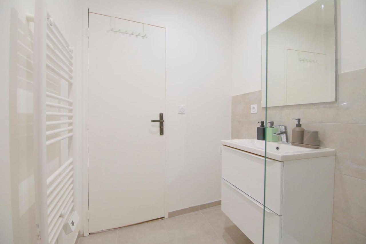 サン・テティエンヌLa Montgolfiere, T2 Hypercentre Chic Et Cosy, Wifi Par Sovalfiアパートメント エクステリア 写真